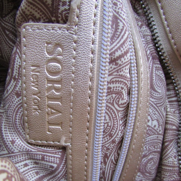 Sorial NewYork Purse - Picture 2 of 7